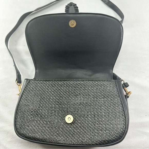 Darcy Marks London Embossed Purse Floral Crossbody Western Modern Classic Gold - Picture 7 of 13